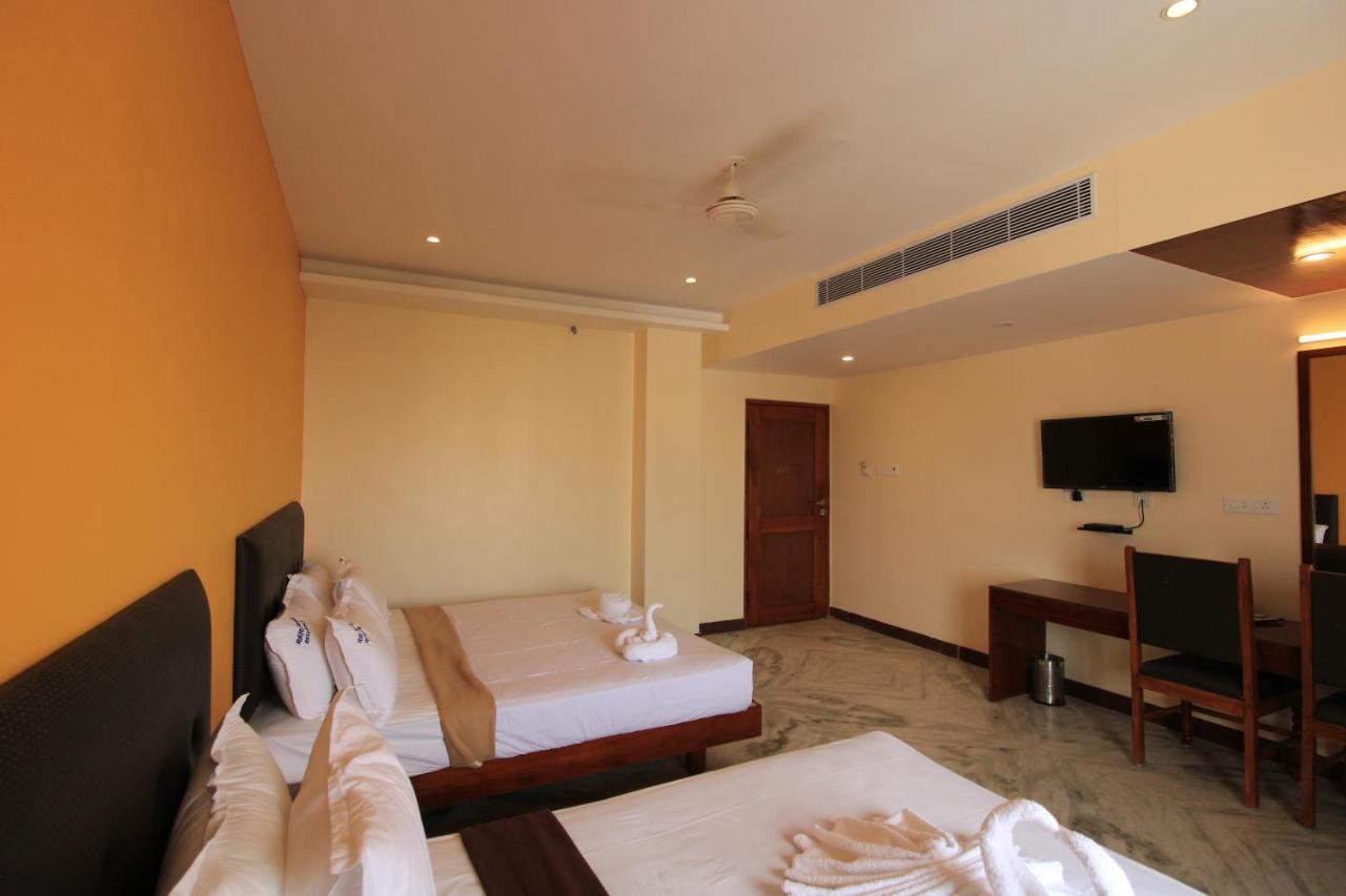 Pondy Southern Residency Пондичери Екстериор снимка