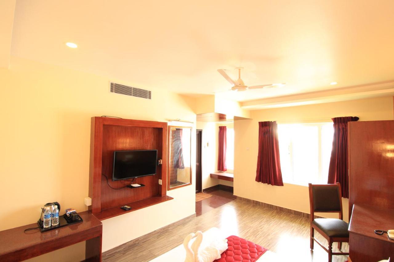 Pondy Southern Residency Пондичери Екстериор снимка