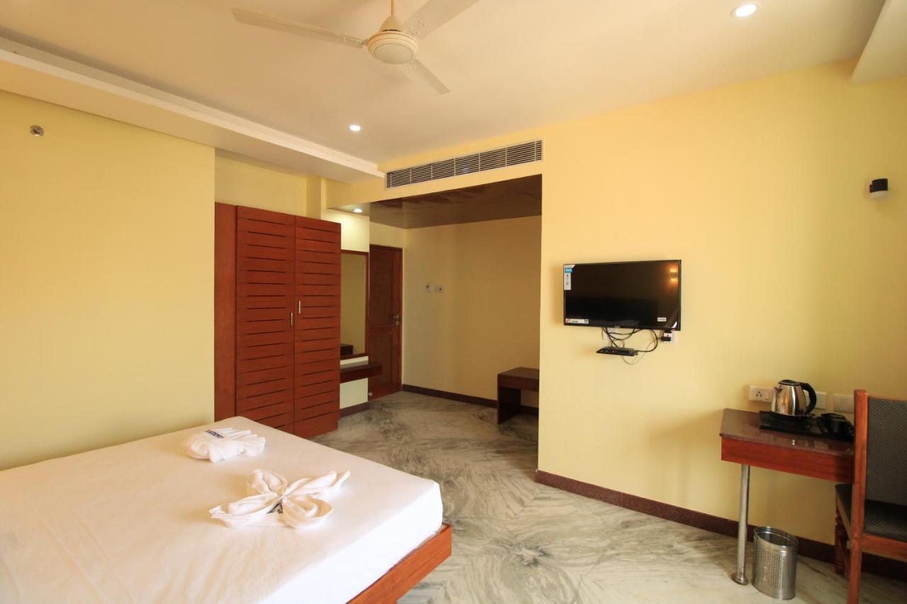 Pondy Southern Residency Пондичери Екстериор снимка