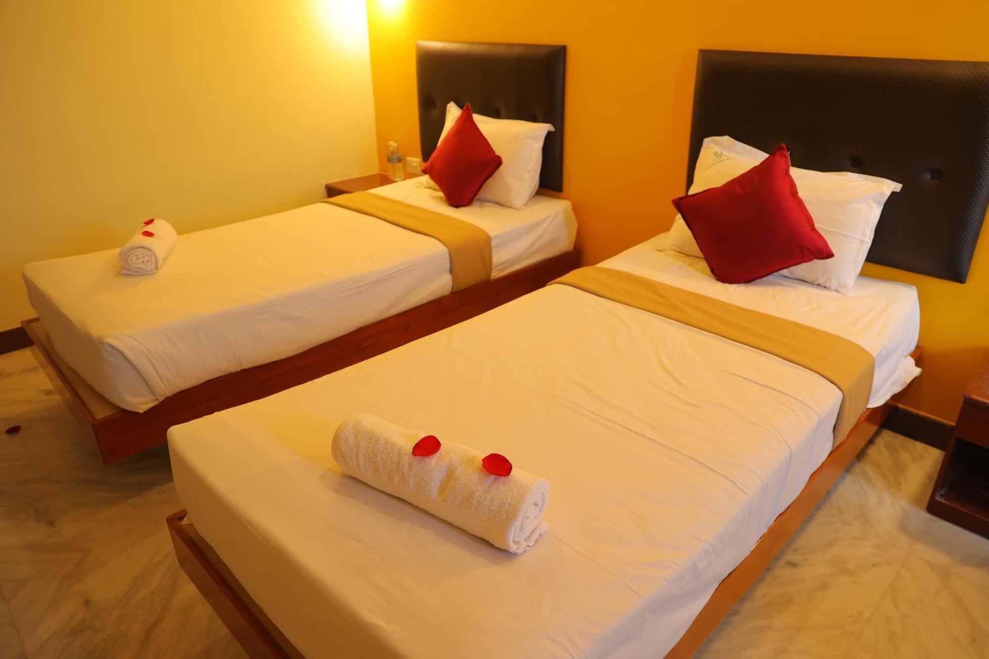 Pondy Southern Residency Пондичери Екстериор снимка