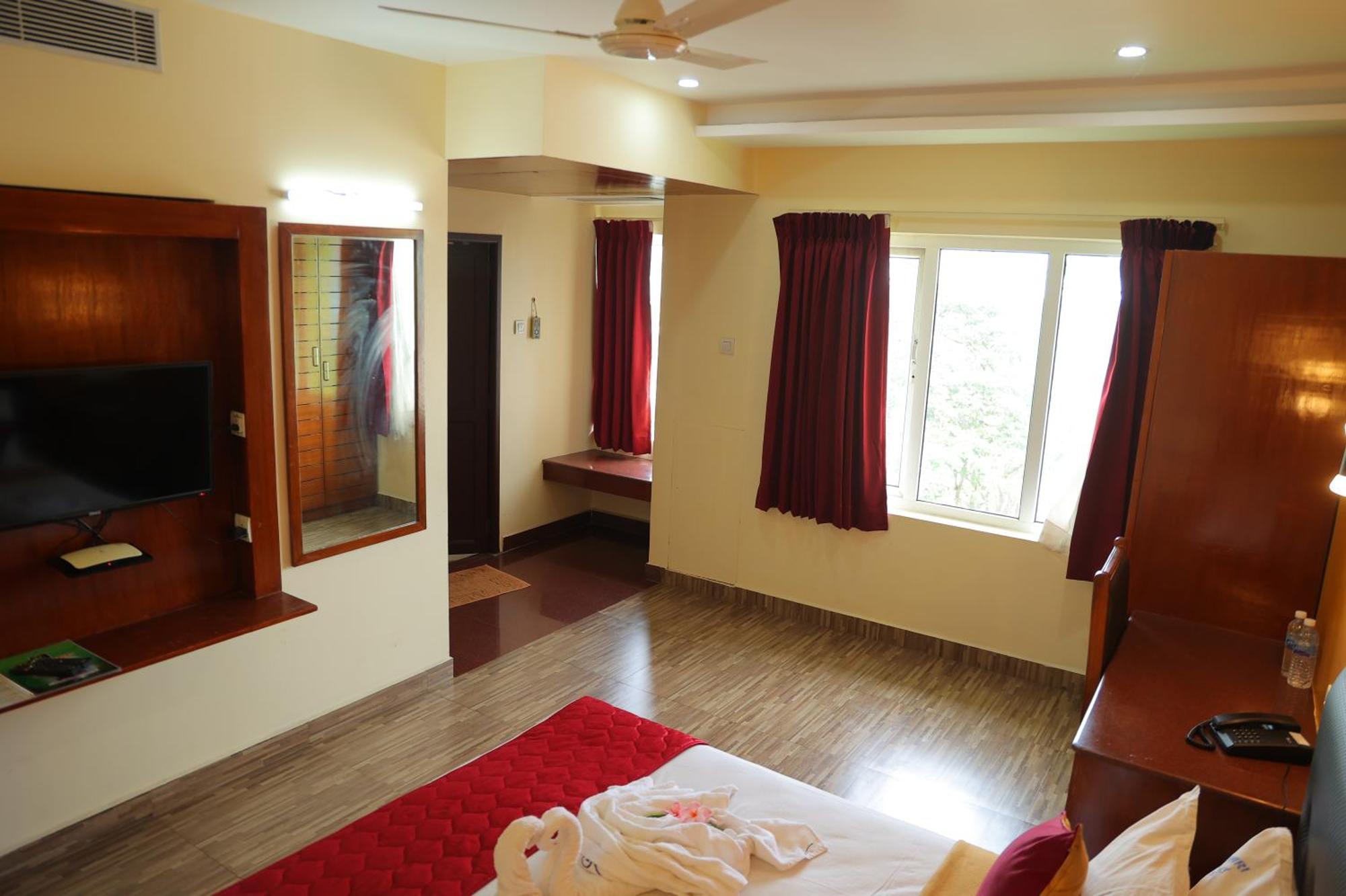 Pondy Southern Residency Пондичери Екстериор снимка