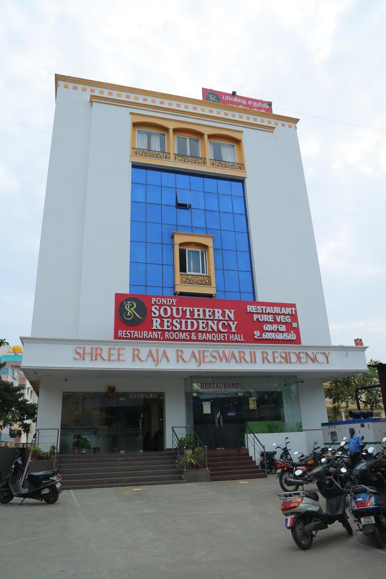 Pondy Southern Residency Пондичери Екстериор снимка